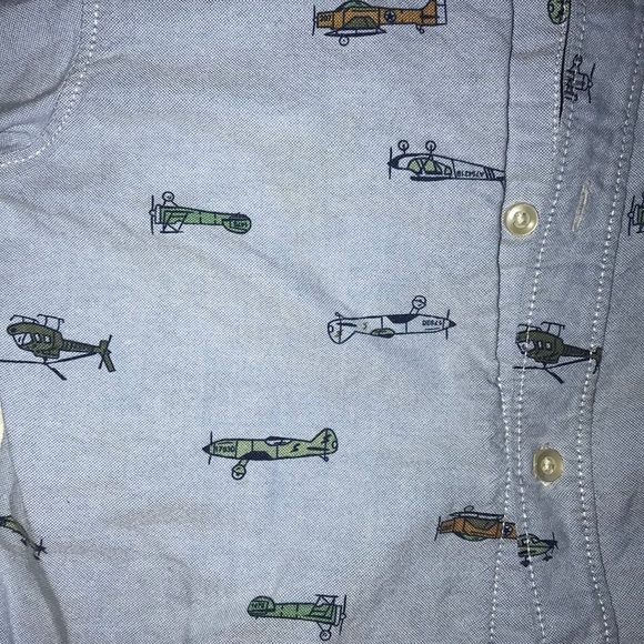 Carter’s button down - Picture 2 of 4
